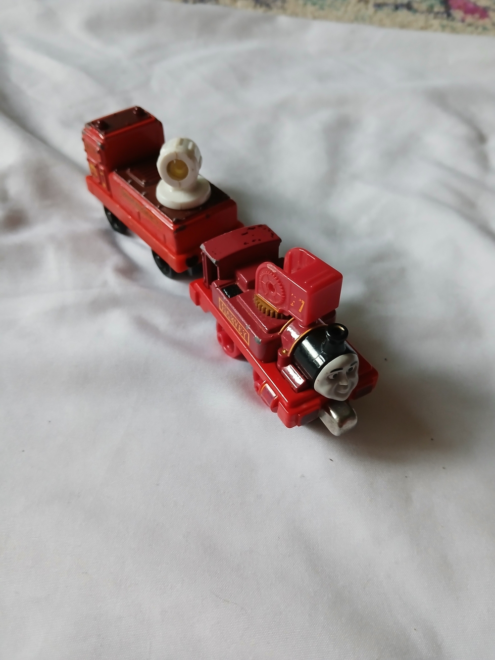 Thomas the Train Fire Hose & Spotlight Car Diecast Metal Take N Play Along